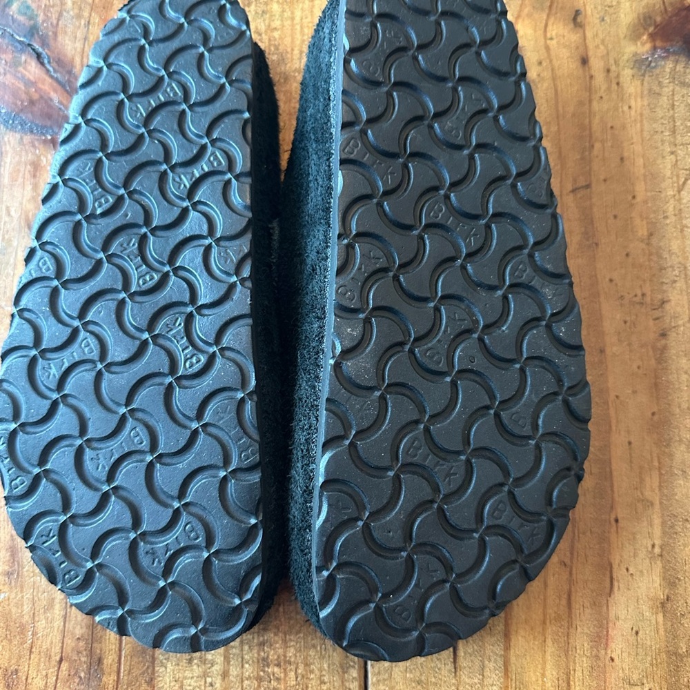 Black womens birkenstocks
